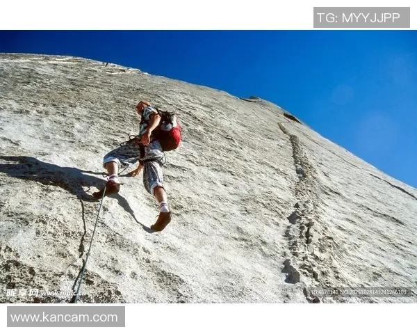 攀岩精神：深入解析上海攀岩队员的心理素质与挑战应对策略